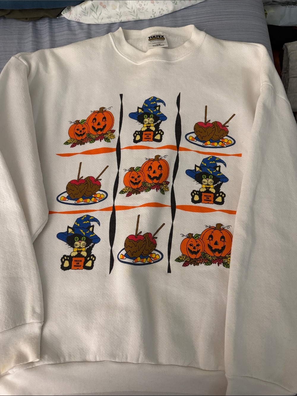 Vintage Halloween crewneck